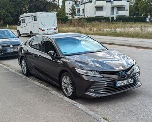 Toyota Toyota Camry 2,5-l-VVT-i Hybrid Executive Auto Exe Gebrauchtwagen