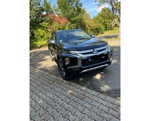 Mitsubishi Mitsubishi L200 Pickup 4x4 5 Sitzer Gebrauchtwagen