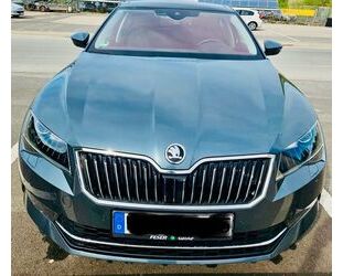 Skoda Skoda Superb 1.8 TSI DSG Style Style Gebrauchtwagen