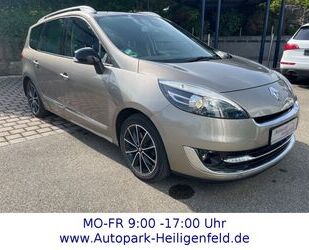 Renault Renault Grand Scenic Bose dCi 110 Navi Pano PDC Au Gebrauchtwagen