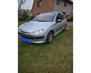 Peugeot Peugeot 206 1.4 Grand Filou 75 Grand Filou Gebrauchtwagen