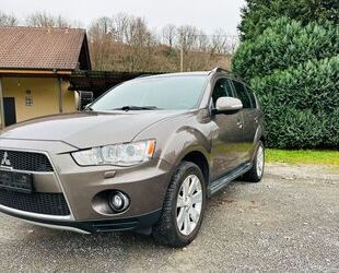 Mitsubishi Mitsubishi Outlander 2.2 Xtra 4WD * NAVI * AHK* TÜ Gebrauchtwagen