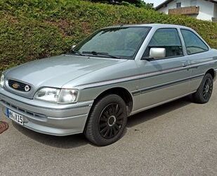 Ford Ford Escort 1.4i Coupe Gebrauchtwagen