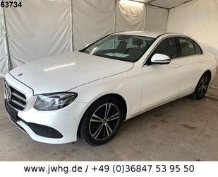 Mercedes-Benz Mercedes-Benz E220 Avantgarde Widescreen Voll-Lede Gebrauchtwagen