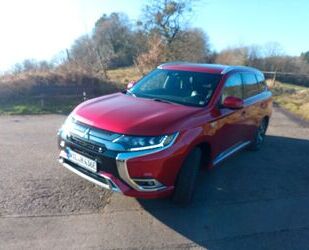 Mitsubishi Mitsubishi Plug-in Hybrid Outlander AWD TOP Gebrauchtwagen