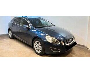 Volvo Volvo V60 T3 Momentum Inspektion NEU Gebrauchtwagen