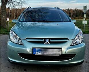 Peugeot Peugeot 307 Break/ Automatik Premium Pano Alu TÜV Gebrauchtwagen