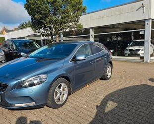 Volvo Volvo V40 Momentum *KLIMA*NAVI*LEDER*ALU* Gebrauchtwagen