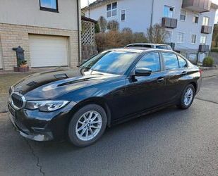 BMW BMW 320d Lim. Advantage DAB Hybrid Gebrauchtwagen