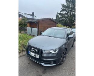 Audi Audi A1 1.4 TFSI cod S tronic S line Sportback S l Gebrauchtwagen