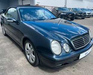 Mercedes-Benz Mercedes-Benz CLK 320 ELEGANCE, NAVI, LEDER Gebrauchtwagen