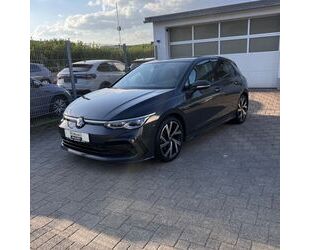 VW Volkswagen Golf 1.5 eTSI-2xR line-IQ light-HeadUp- Gebrauchtwagen