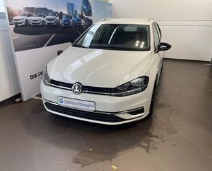 VW Volkswagen Golf Variant 1.0 TSI / SHZ / Navi / Tem Gebrauchtwagen