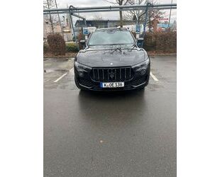 Maserati Maserati Levante 3.0 V6 350HP Modena Auto 4WD Gebrauchtwagen