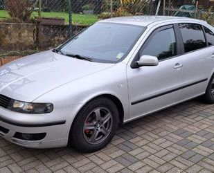 Seat Seat Leon 1,6 16V Stella Gebrauchtwagen