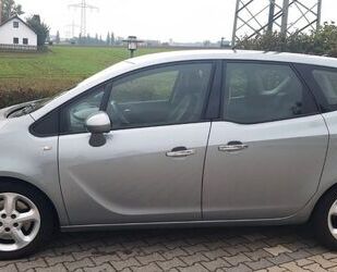 Opel Opel Meriva 1.7 CDTI Edition 81kW Automatik Editio Gebrauchtwagen