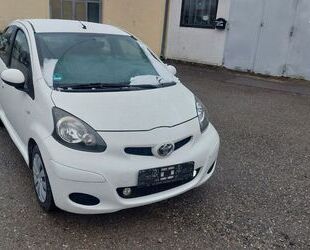 Toyota Toyota Aygo (X) 1,0-l-VVT-i City City Gebrauchtwagen