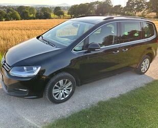 VW Volkswagen Sharan 2.0 TDI / 7 Sitzer / Navi / AHK Gebrauchtwagen