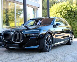 BMW BMW 750e xDrive M Sport / ICONIC GLOW / DRIVING PL Gebrauchtwagen