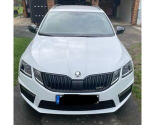 Skoda Skoda Octavia 2.0 TSI DSG RS Combi RS Gebrauchtwagen