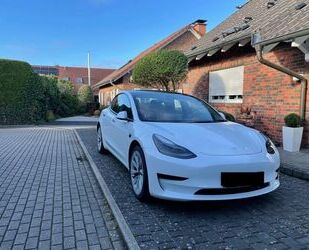 Tesla Tesla Model 3 | Ganzjahresreifen | Hinterradantrie Gebrauchtwagen