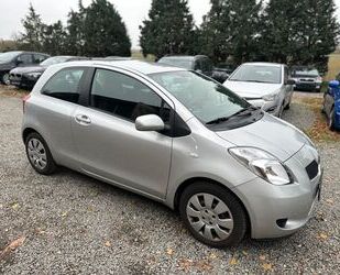 Toyota Toyota Yaris Sol 1,3-l-VVT-i*Klima*2.2026 TÜV Gebrauchtwagen