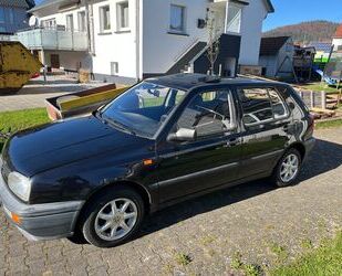 VW Volkswagen Golf 1.4 CL CL Gebrauchtwagen