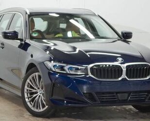 BMW BMW 320 d*AHK*Sthz*Harman*Pano*Akustik*Sport Gebrauchtwagen