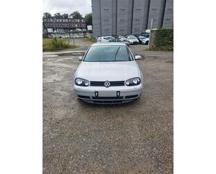 VW Volkswagen Golf 1.6 AUTO EDITION Gebrauchtwagen