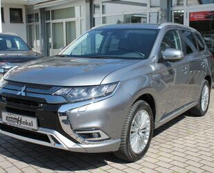 Mitsubishi Mitsubishi Plug-in Hybrid Outlander 2.4 Plus mit F Gebrauchtwagen