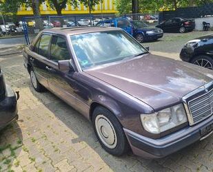 Mercedes-Benz Mercedes-Benz 220 E 124 -OLDTIMER-Automatik Oldtimer