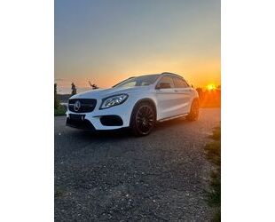 Mercedes-Benz Mercedes-Benz GLA 45 AMG / GARANTIE/ JUNGE STERNE Gebrauchtwagen