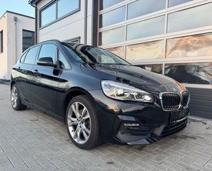 BMW BMW 220i Active Tourer Sport Line LED PANO H*Up NA Gebrauchtwagen