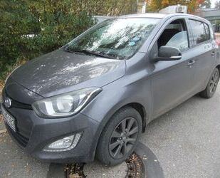 Hyundai Hyundai i20 Trend AHK Sitzhiezung Alu HU 02/2025 Gebrauchtwagen