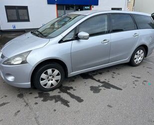 Mitsubishi Mitsubishi Grandis 2.4 Invite*Automatik*7-Sitze* Gebrauchtwagen