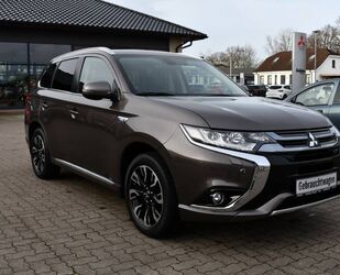 Mitsubishi Mitsubishi Outlander Plug-in Hybrid Top Leder Gebrauchtwagen