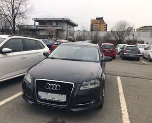 Audi Audi A3 1.6 TDI (DPF) S tronic Ambition Sportb. A. Gebrauchtwagen