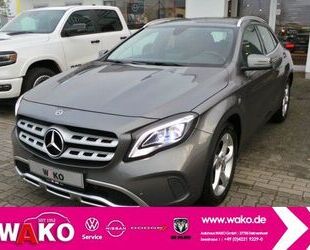 Mercedes-Benz Mercedes-Benz GLA 180 Urban Parktronic Navi Temp Gebrauchtwagen