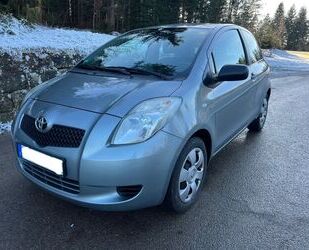 Toyota Toyota Yaris 1,4-l-D-4D Cool Cool Gebrauchtwagen