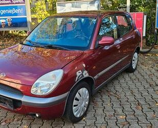 Daihatsu Daihatsu Sirion 1.0 CX CX Gebrauchtwagen