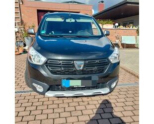 Dacia Dacia Lodgy Stepway Selection Blue dCi 115 7-Sitze Gebrauchtwagen