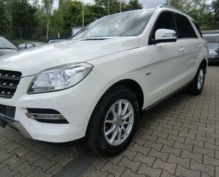 Mercedes-Benz Mercedes-Benz ML 250 BlueTEC 4MATIC- scheckheft Me Gebrauchtwagen