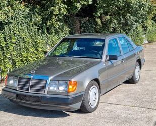 Mercedes-Benz Mercedes-Benz E 200 D W124 H-Kennzeichen ohne Rost Gebrauchtwagen