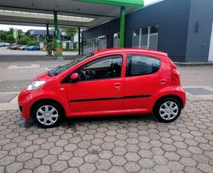 Peugeot Peugeot 107 ~ C1 Toyota Aygo TÜV neu Gebrauchtwagen