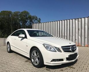 Mercedes-Benz Mercedes-Benz E 220 CDI Coupé BlueEFFICIENCY ELEGA Gebrauchtwagen