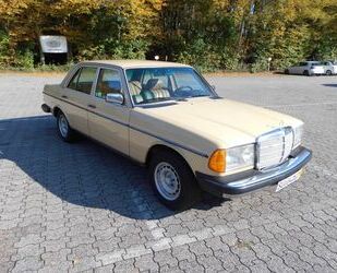 Mercedes-Benz Mercedes-Benz W123 300 Turbodiesel 1982 Gebrauchtwagen