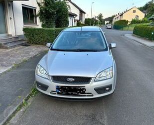 Ford Ford Focus 1,6 Fun X Fun X Gebrauchtwagen