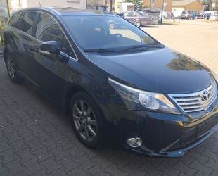 Toyota Toyota Avensis Kombi Executive Gebrauchtwagen