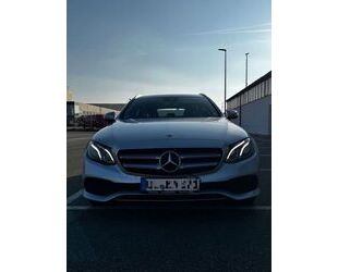 Mercedes-Benz Mercedes-Benz E 220 d T Autom. - Gebrauchtwagen