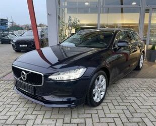 Volvo Volvo V90 Kombi Momentum Navi*PDC*Pano*RFK *Stdgz Gebrauchtwagen